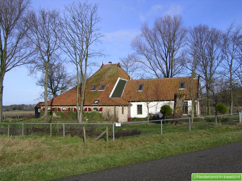 Luchtfoto's Oudemirdum / foto's Oudemirdum Nederlandinbeeld.nl